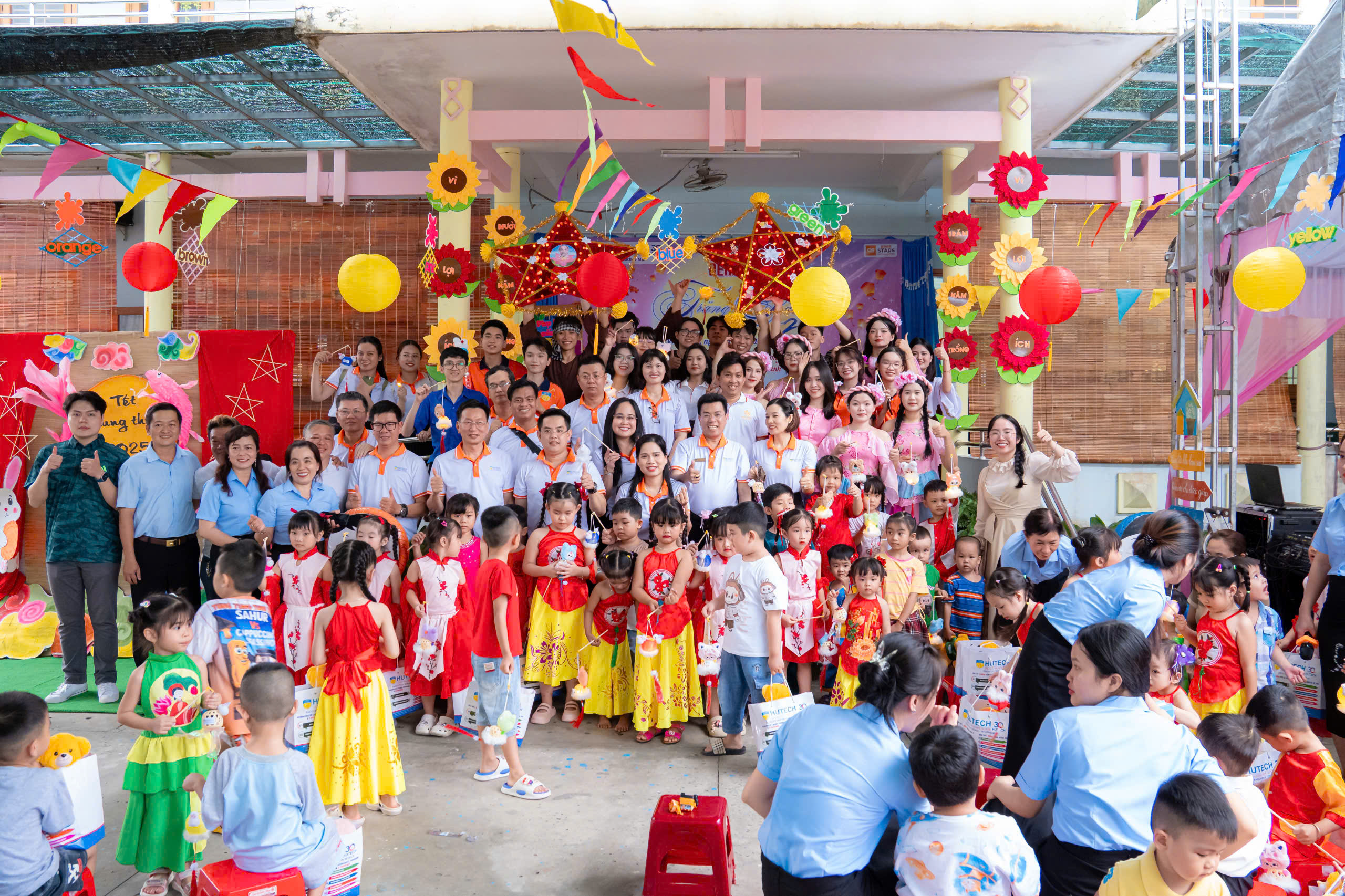 GIAO LONG : MỘT MÙA TRUNG THU ẤM ÁP CHO THIẾU NHI XÃ NHÀ 