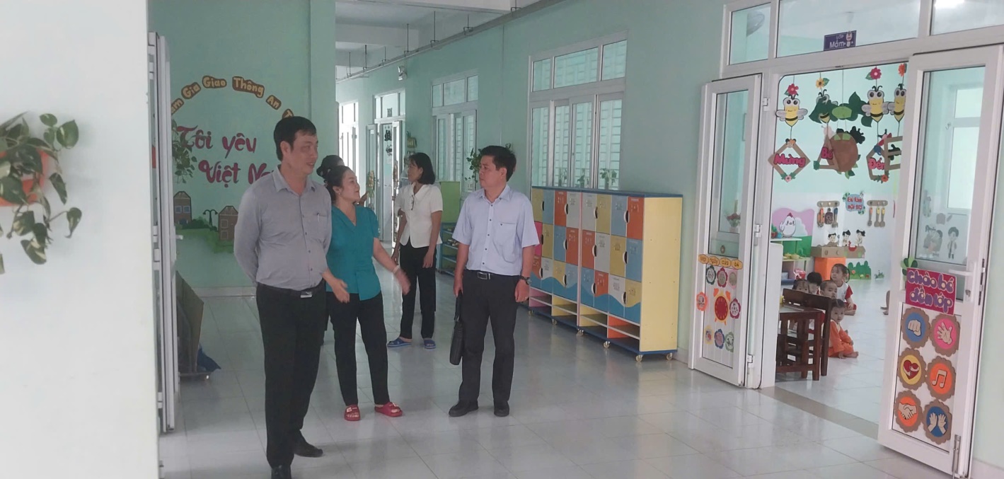 Xã Giao Long khảo sát tình hình dạy và học đầu năm học tại các trường trên địa bàn 