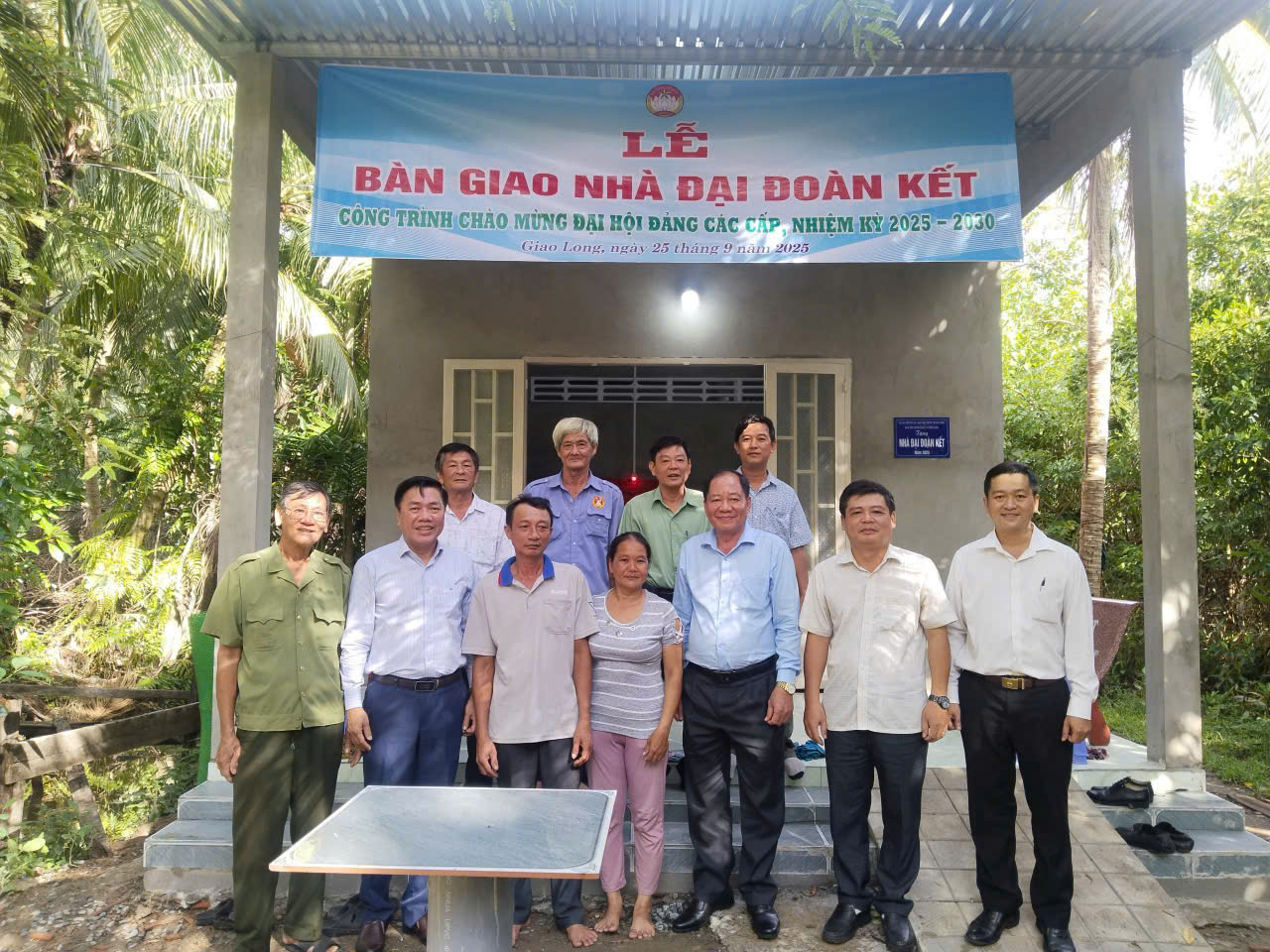 GIAO LONG: KHÁNH THÀNH NHÀ ĐẠI ĐOÀN KẾT CHÀO MỪNG ĐẠI HỘI ĐẢNG CÁC CẤP NHIỆM KỲ 2025-2030